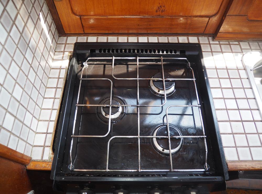 Cabin en avant, H&eacute;bergements